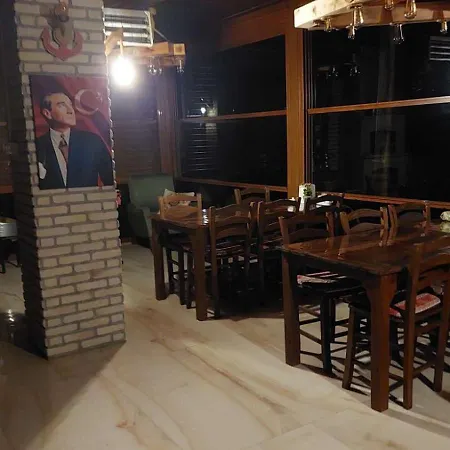 Kale-i Bala Palam Cafe